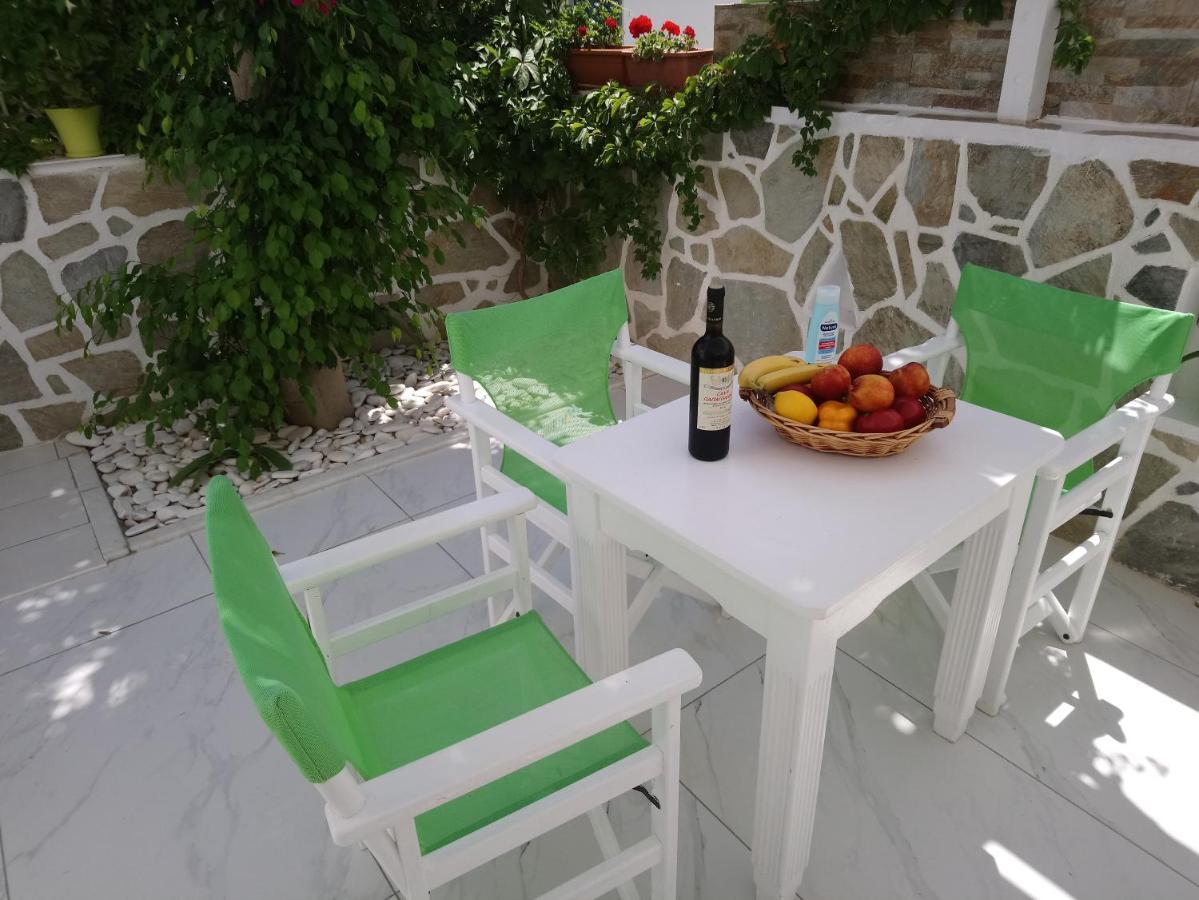Nicolas Antiparos Town Exterior foto