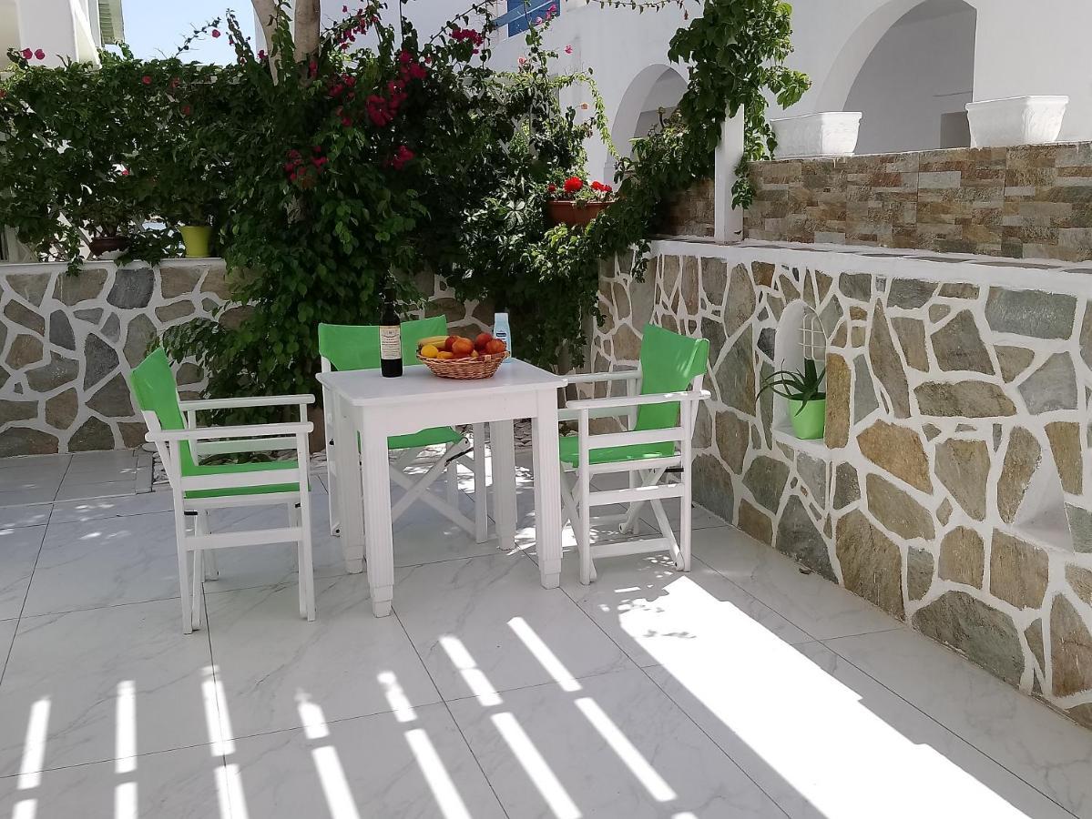 Nicolas Antiparos Town Exterior foto