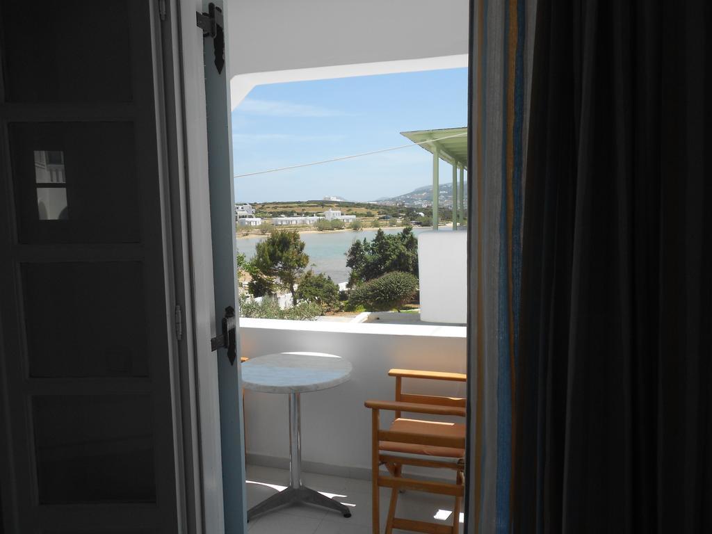 Nicolas Antiparos Town Exterior foto