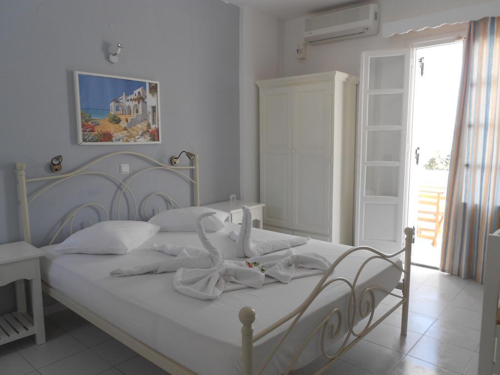 Nicolas Antiparos Town Exterior foto